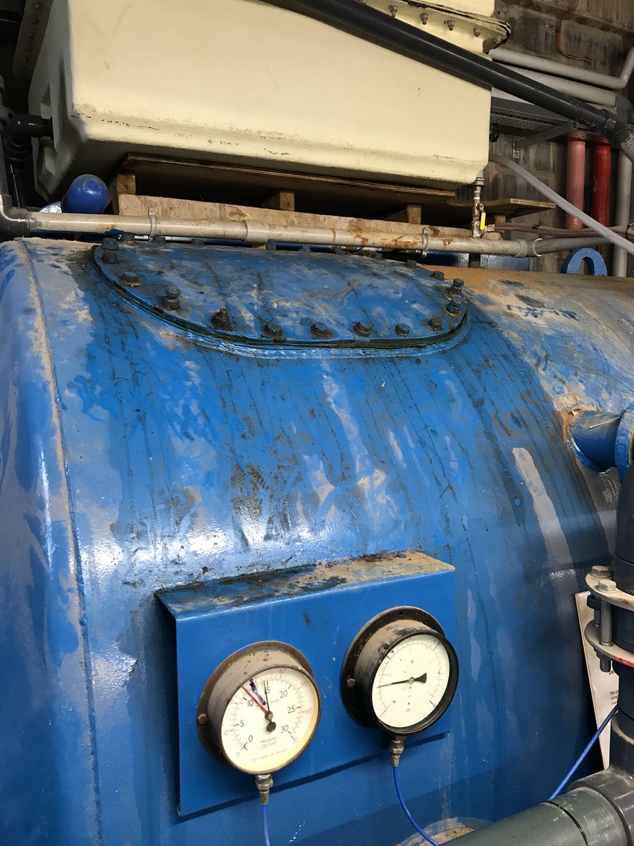 SmartPoolServ's tweet image. Old cast filter awaiting a sand clean, over 35 years old!