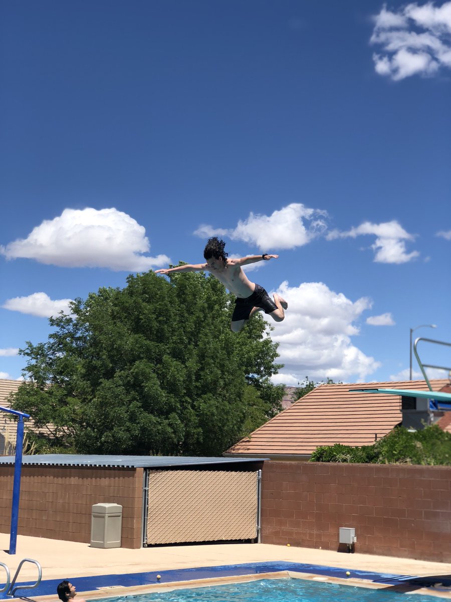 Diamond RanchAcademy tweet media