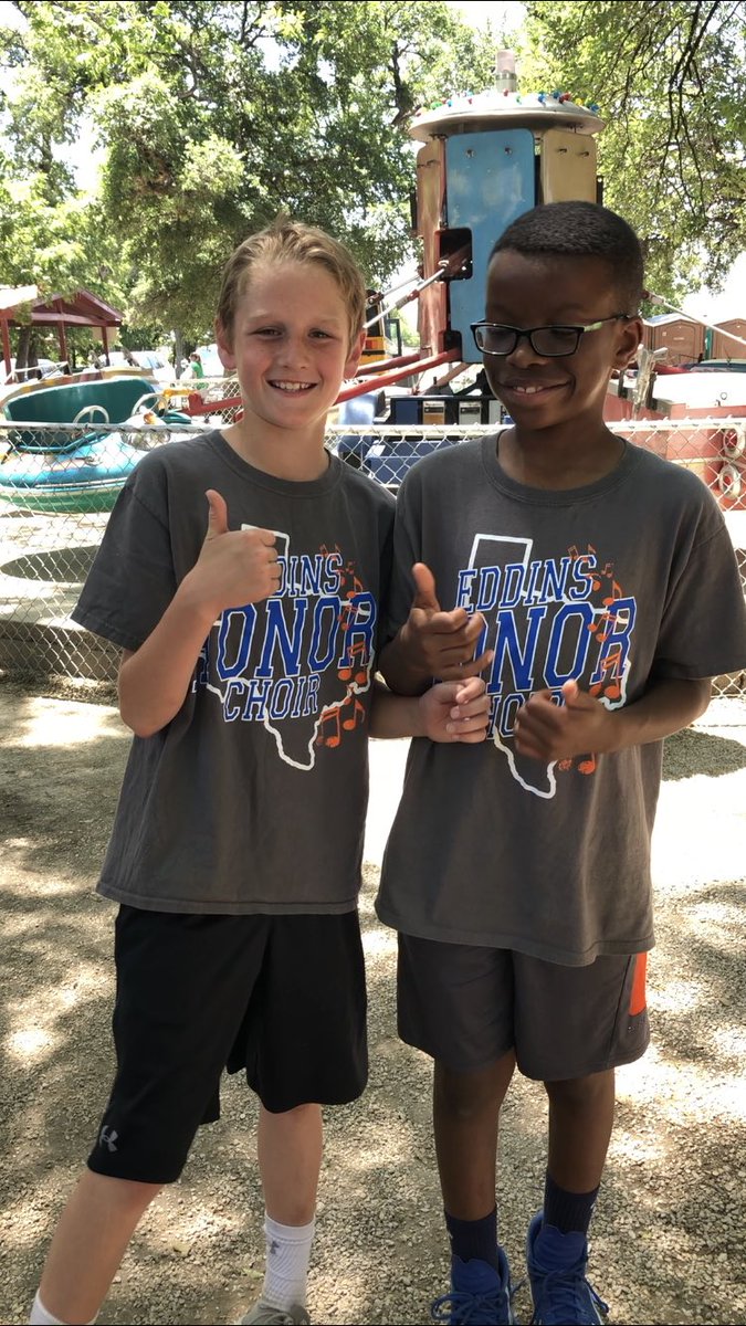 MelissaMringel's tweet photo. Eddins Honor Choir at Sandy Lake Fun Fest!  🎶😃 #eddelem #eddins #sandylake https://t.co/CmdMV2y5vC