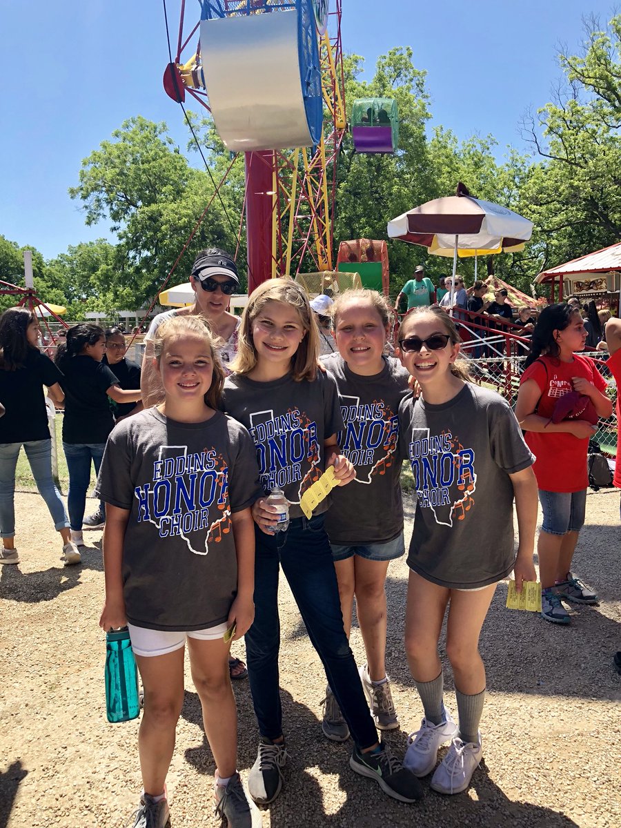 MelissaMringel's tweet photo. Eddins Honor Choir at Sandy Lake Fun Fest!  🎶😃 #eddelem #eddins #sandylake https://t.co/CmdMV2y5vC