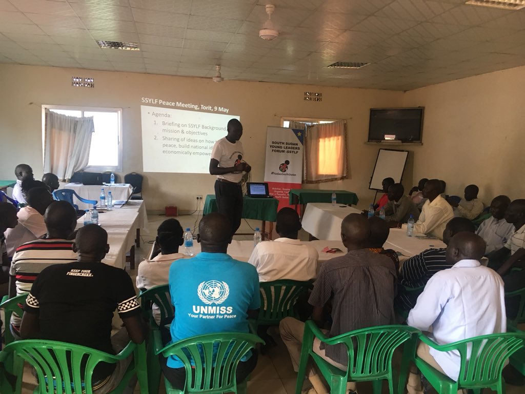 AjakPeter's tweet photo. #SSYLF meeting in #Torit was frank. It was agreed that the primary reason why youth are susceptible to being used for violence is due to poverty &amp; lack of credible ways for exiting it.They stressed that SSYLF should find realistic solutions to empower youth&amp; give them hope. https://t.co/CpPUrv2Ay3