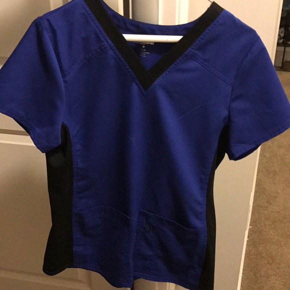 TShirtAddicts's tweet photo. So good I had to share! Check out all the items I'm loving on @Poshmarkapp #poshmark #fashion #style #shopmycloset #scrubstar #meettheposher #luckybrand: https://t.co/HDc7KlfVjS https://t.co/JnVdlQgWFx