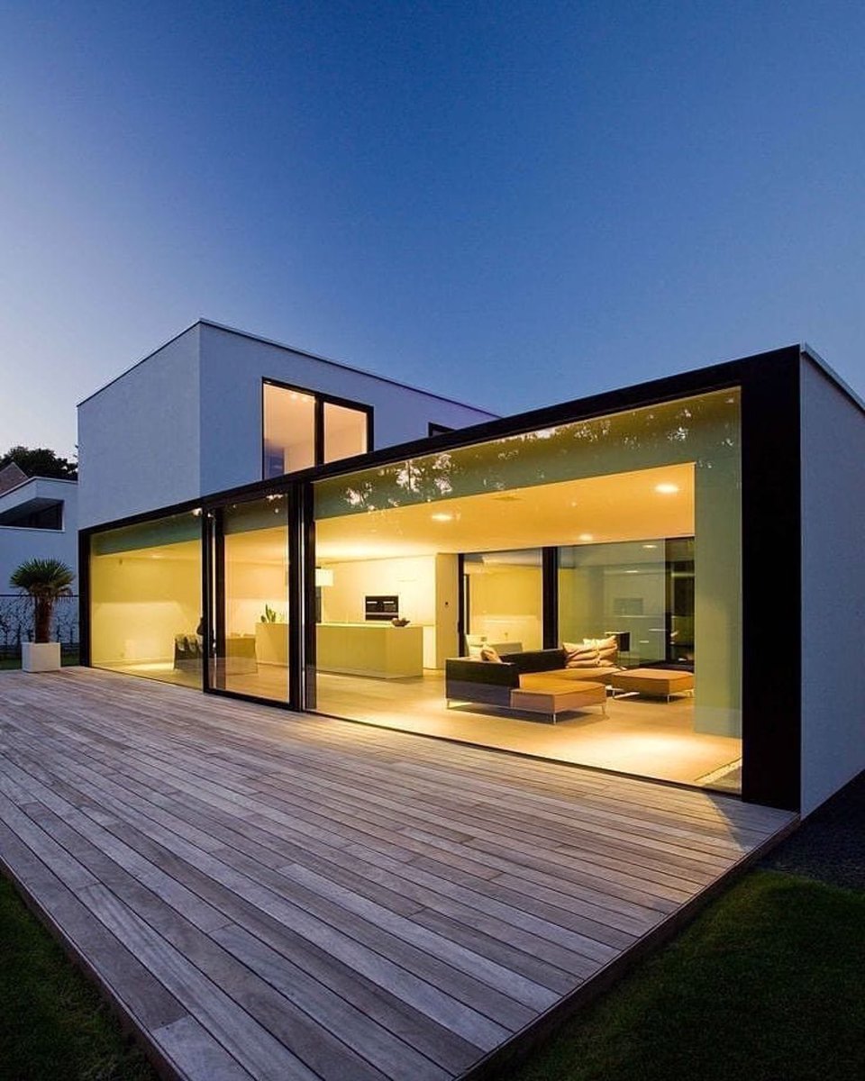 🏠Creating breathtaking views that enhance your lifestyle. 

👉🏻That’s the #GlassExpanse way 

❤️ What do you think of this home? 
#luxurylifestyle #luxuryhome