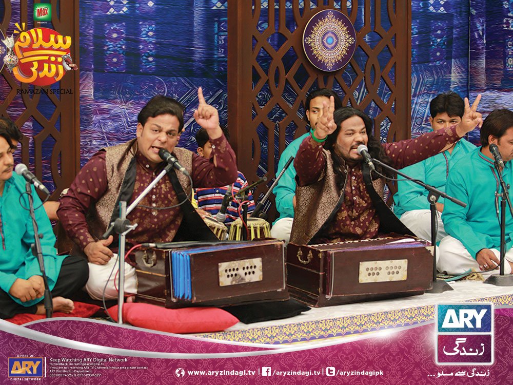 aryzindagipk's tweet photo. How was tonight's #RamazanSpecial #salamzindagi ??
Share your feedback in comment box...
#FazilaQazi #KaiserKhanNizamni #ChefAisha #Cheflamaan #ChefJalal #1stRamazan #KashifAli #SabriBrothers @faysalquraishi #aryzindagi https://t.co/MkguzVCUmV