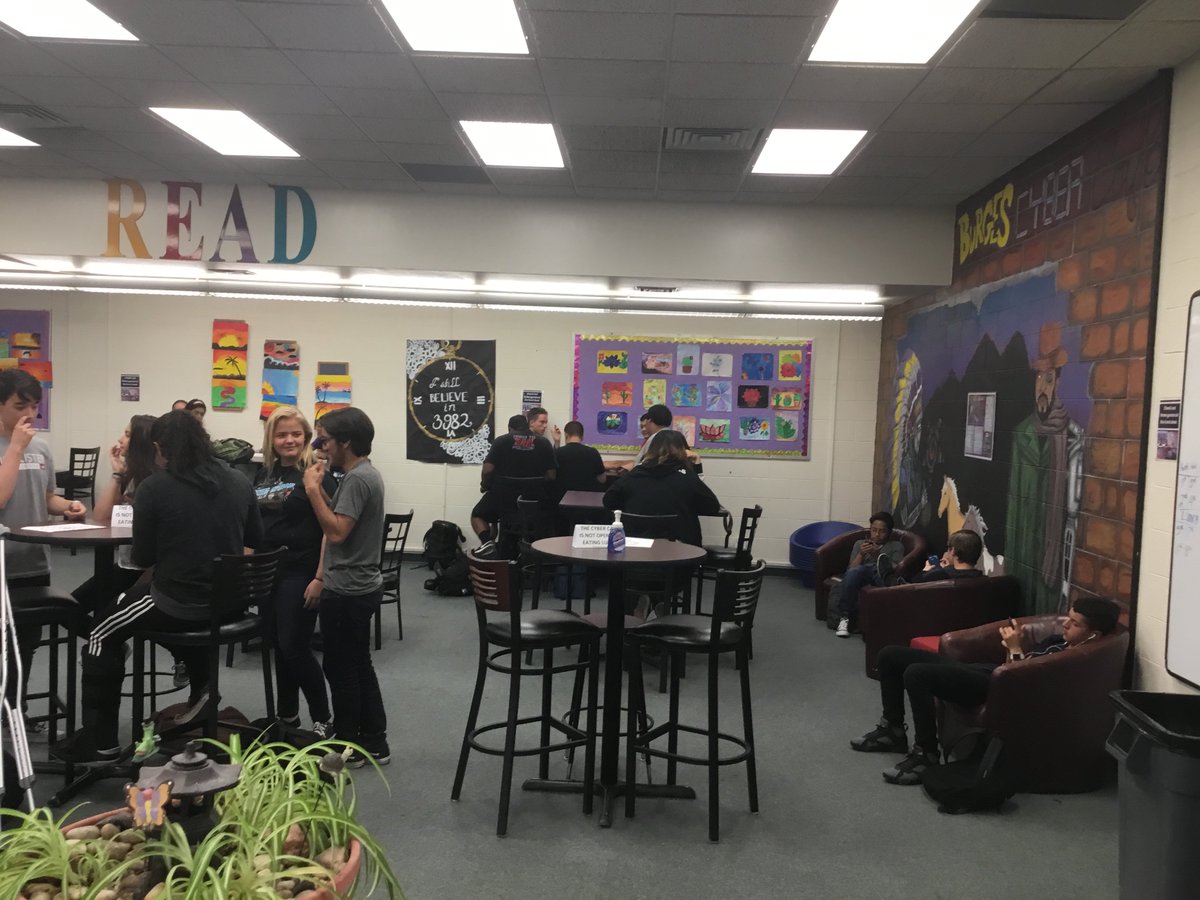JaquezLenny's tweet photo. #burgesmustangs our gaming tournament is on today lunch, after school, and tomorrow lunch. Also, board games are still popular. Come watch the excitement #episdlibraries #notyourmotherslibrary https://t.co/hbzIEKBKkP