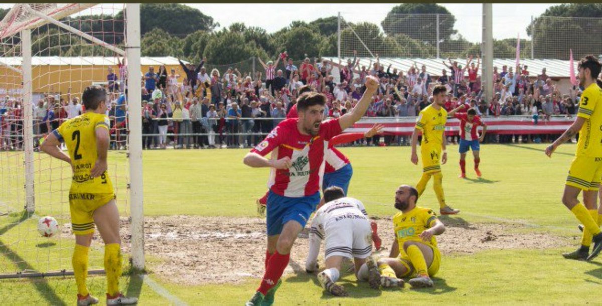 AtcoTordesillas's tweet photo. Así se han repartido los goles del Torde en esta temporada 17/18.

16 ⚽ Borrego
10 ⚽ Bayón y Villa
6 ⚽ R. Simón
4 ⚽ Mato
3 ⚽ Juanmi y Conejo
2 ⚽ Héctor, A. López, Viti, Lamas, Oli y Nikola
1 ⚽ Adalia y (p.p)

Gooooooollll del Torde!!!! ⚽💪 https://t.co/upOi7SynjY