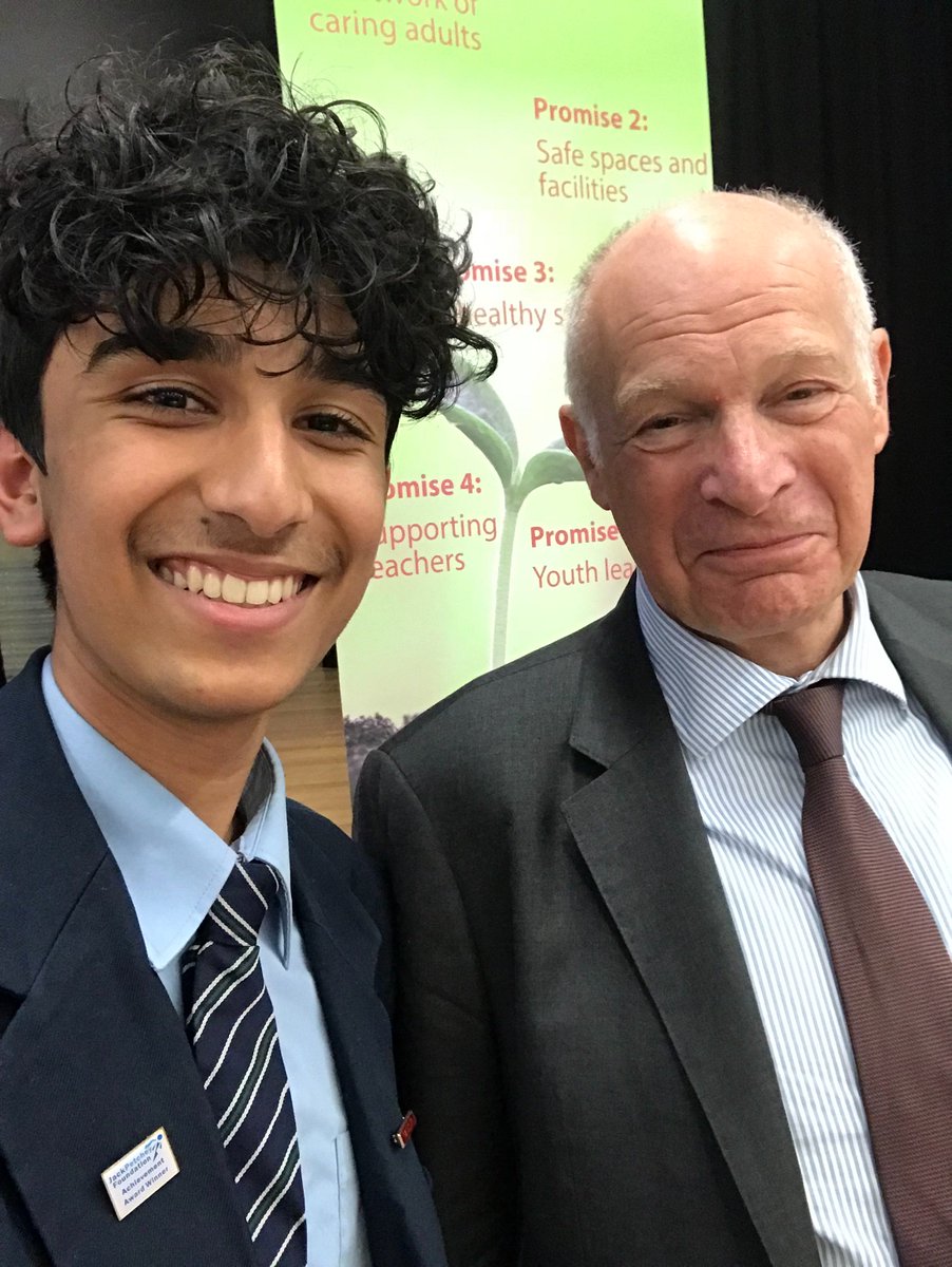 CatrionaCheek's tweet photo. Wonderful listening to Lord Neuberger and Ammar Khan of @Access2lawyers1 speaking to students about the legal industry today - reaching out to young people &amp; sharing experiences is the best way to raise aspirations. Thank you to @SeemaMalhotra1 and @HounslowPromise for arranging! https://t.co/lCUFuh7bTu