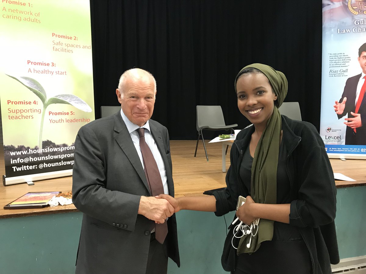 CatrionaCheek's tweet photo. Wonderful listening to Lord Neuberger and Ammar Khan of @Access2lawyers1 speaking to students about the legal industry today - reaching out to young people &amp; sharing experiences is the best way to raise aspirations. Thank you to @SeemaMalhotra1 and @HounslowPromise for arranging! https://t.co/lCUFuh7bTu