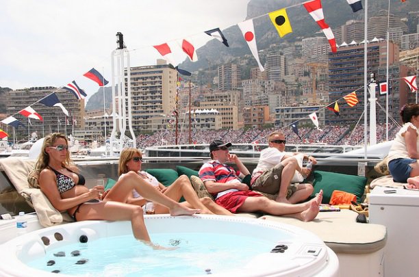 VIPsAccess_NY's tweet image. Enjoy VIP Access to the most famous Formula1 Grand Prix race in the world➡#MonacoGP🏁#F1 Tickets✅⚓Yacht🚢#VIP Parties✅#Luxury Hotels✅✈️ #PrivateJet Charters✅ Check us out➡VIPsAccess.com/luxury/hotel/t… 💕#Paris💕#LAX💕#London💕#MIA💕#Dubai💕#Milan💕#NYC💕#Monaco