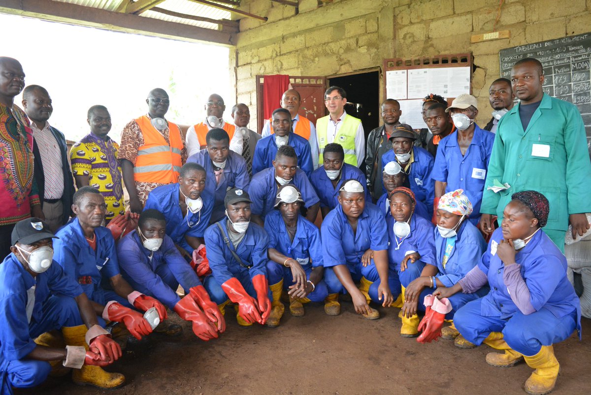 Commune de Dschang tweet media