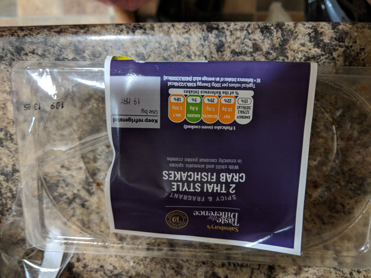 jaimebrown_'s tweet photo. @sainsburys Just found two SHARP bits of blue plastic in my Taste The Difference Thai fishcakes... what if I'd swallowed them?! https://t.co/aP015a7ELG