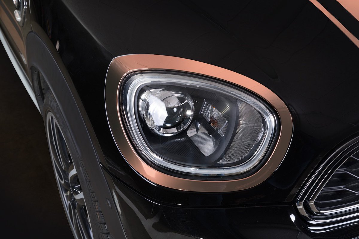 ADGraphics_NA's tweet photo. It’s all in the details. Use the NEW colors of #ConformChrome, like Rose Gold, to make the most striking accents with immediate impact! https://t.co/BZZ9BI68DP https://t.co/hXI98Kol9x