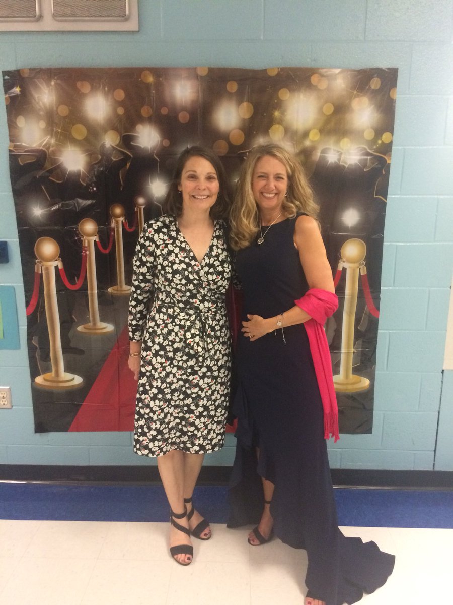paynebuckeye's tweet photo. What a night @LibertyLeopard ‘s Celebration of Learning! #ItsWorthIt @kelwegley @trideltgirl3764 @mrsTsung  @ReadingLeopards https://t.co/bx8FJf8cKa