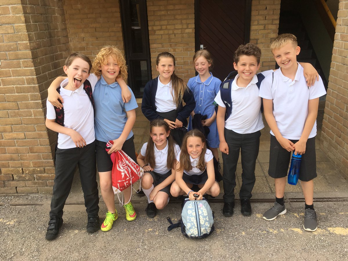PEHolyTrinity's tweet photo. We enjoyed our swimming gala at @QueensTaunton today. Thank you for your hospitality and the opportunity to compete against other local primary schools. #activetrinity #newopportunties #lovetoswim #anotherdayanothersport https://t.co/GvWqFGeYbM