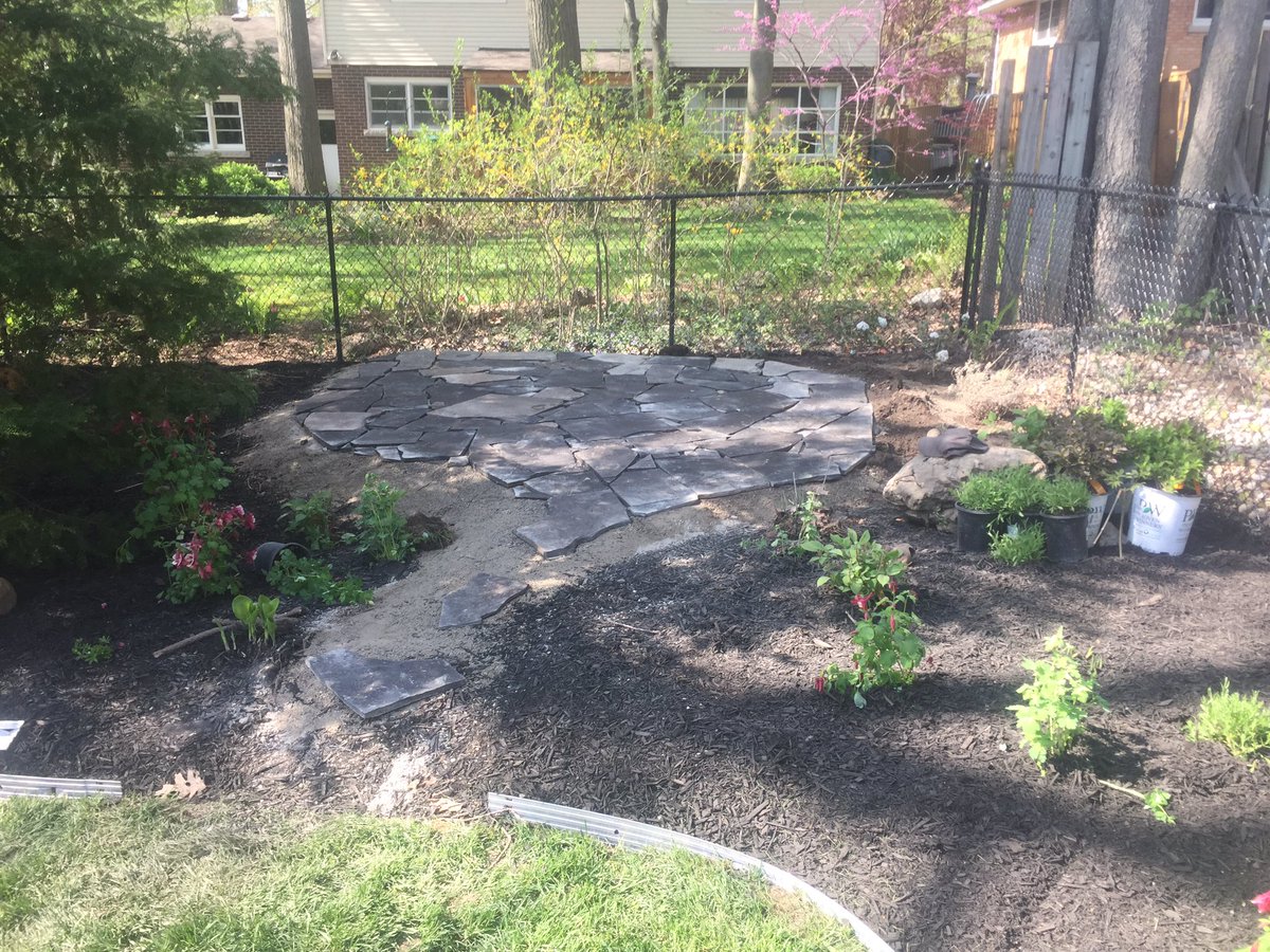 stacks4daze's tweet photo. Another happy customer! This weeks #landscape #design 👍🏻 https://t.co/Kq4S1XkKDM