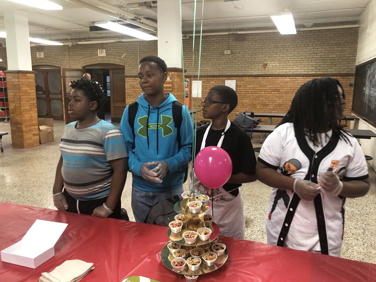 DeannaFierroKin's tweet photo. Happening now! Albert Hill Middle School: Teen Cuisine Cook Off to showcase what students learned about keeping a balanced diet. CTE Ms. Gilbert @RPS_Schools @ahtigers @JasonKamras https://t.co/hu07WyhDIE