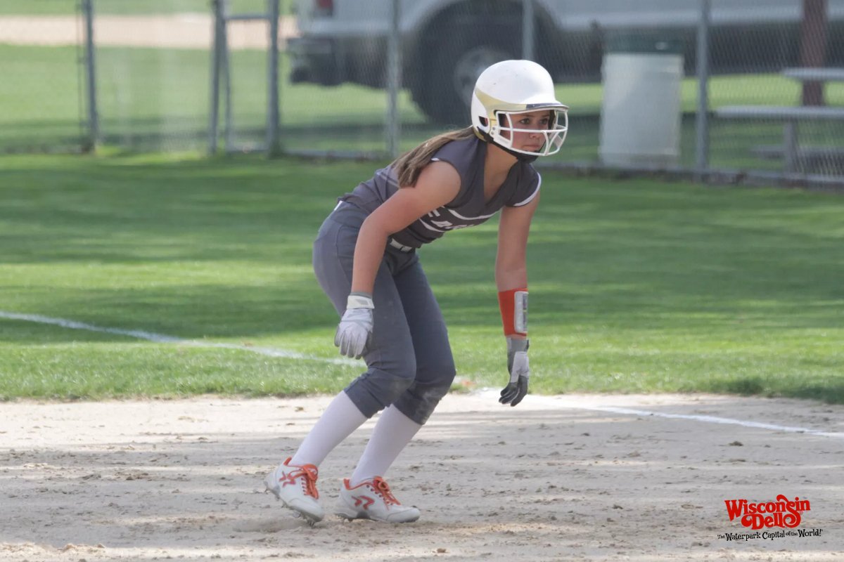 Photo recap from the Apple Valley vs Lakeville North varsity softball game is on Victory Views! Free photo downloads thanks to <a href="/wisdells/">Dai Ca</a> >> bit.ly/2IQtxdU