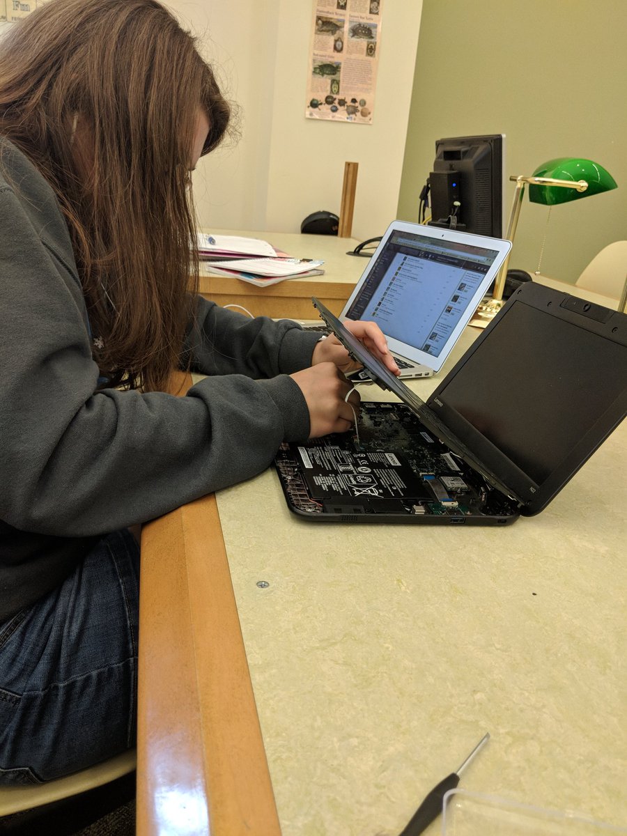 METechTeam's tweet photo. May makes us silly when doing repairs. Transplanting with some fun. #lovewhatyoudo #studenttechsupport #realworldskills https://t.co/7ORj30IU27