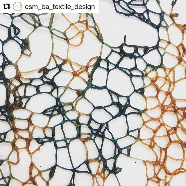 helenpaine21's tweet photo. #proudtutor @csm_ba_textile_design work of 2nd yr BA Textile Design student Alexandra Larrabure investigating #futurematerials #biodegradableyarn #algaeprotein #rainbow-chard #mushroom #nonwoven #knitstructure https://t.co/4FuHXODi1h https://t.co/E9c7hLBJ5I