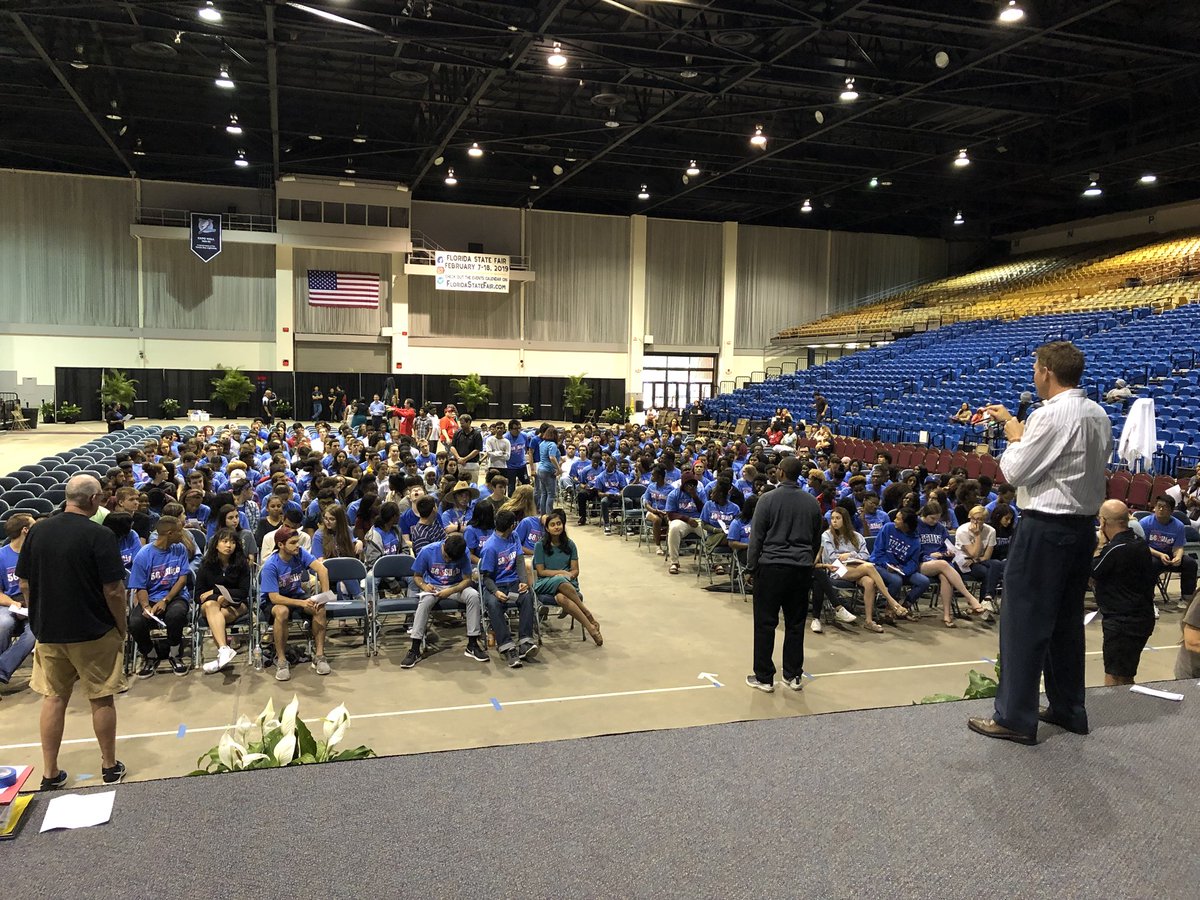 KingHSLions's tweet photo. Mr. Rowan is going over the details with the Seniors. #GraduationRehearsal #KingHigh https://t.co/42zwCrwmyX