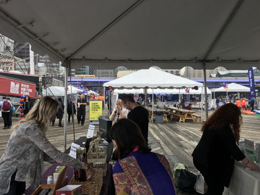 Lyfebulb's tweet photo. The calm before the storm! @lyfebulb is thrilled to be participating in #takestepsforcrohnsandcolitis at the Southstreet Seaport! #ibd #crohns #crohnsdisease #colitis https://t.co/DgbqSQlvso