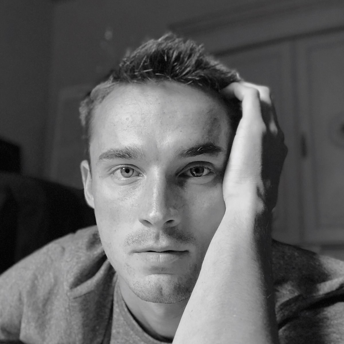 The upcoming #LoveSeries also aims to examine “the relationships between material objects and the stories we tell about them,” questioning whether objects can reliably narrate their own stories and histories. #MartinBaranArtist #TheBaranStudio #LosAngelesArtist #Art #ArtCollector