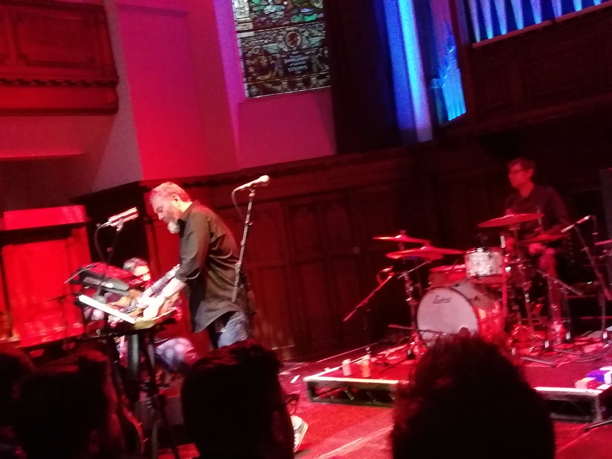 brokenviolin83's tweet photo. Great gig / shit photos continue
@rmhubbert @AidanJohnMoffat @SiobhanIsBack #glasgow #StLukes #RMHubbert #AidanMoffat https://t.co/pHZjtZC15X