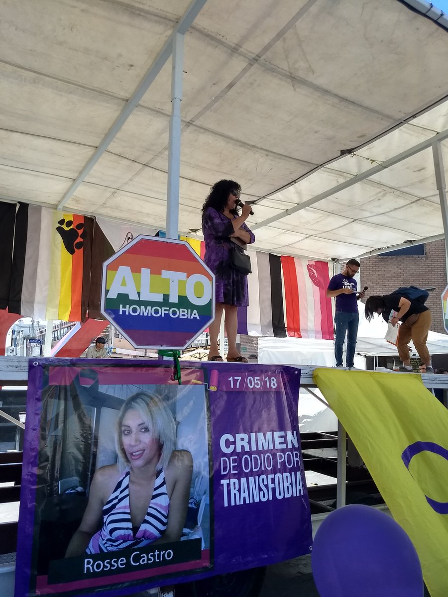 CiudadJrzGLBT's tweet photo. #MoradovsHomofobia en #CiudadJuárez https://t.co/kVZ99Fuxir https://t.co/iVtxNYGzcR