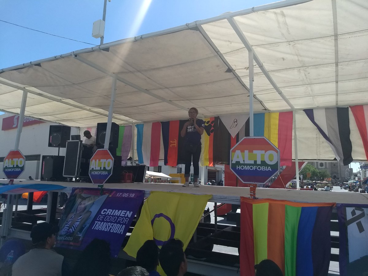 CiudadJrzGLBT's tweet photo. #MoradovsHomofobia en #CiudadJuárez https://t.co/kVZ99Fuxir https://t.co/iVtxNYGzcR