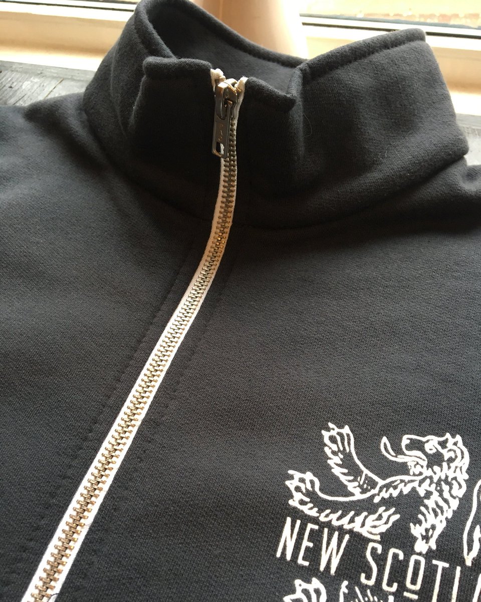 NewScotlandCo's tweet photo. Our track jacket โ๏ธ๐คโ
๏ธ #novascotia #hoodless #trackjacket https://t.co/JhUkZFc1Om