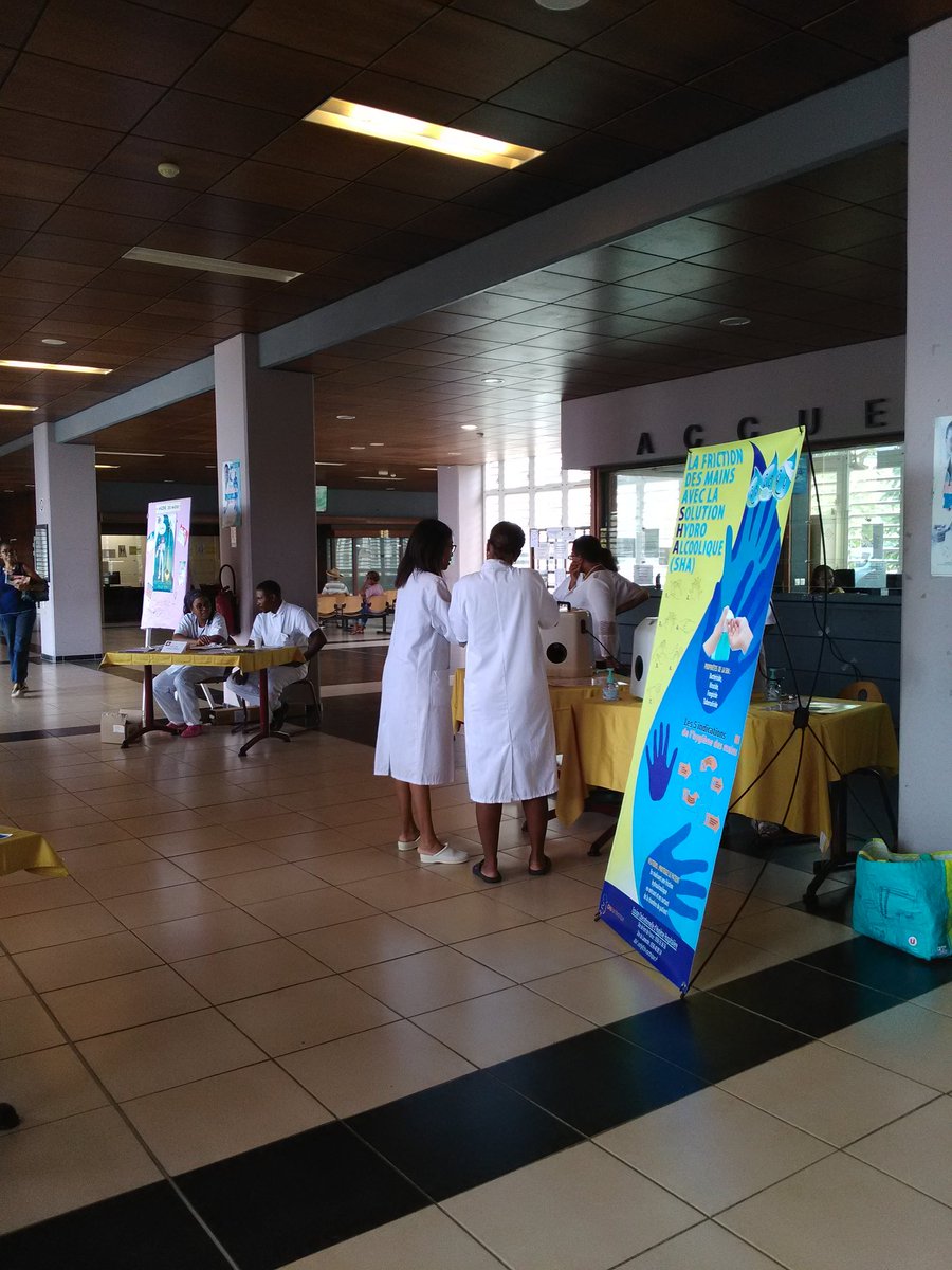 CHUM972's tweet photo. Les professionnelles de l'Equipe Opérationnelle d'hygiène #EOHH se sont déplacées ce mercredi 16 mai sur autre site du #chudemartinique : l'hôpital Mangot Vulcin. Objectifs : rappel et sensibilisation à l'importance de l'hygiène des mains. Prochain rdv : 18 mai Ctre E. Ventura https://t.co/BRP5dwNSen