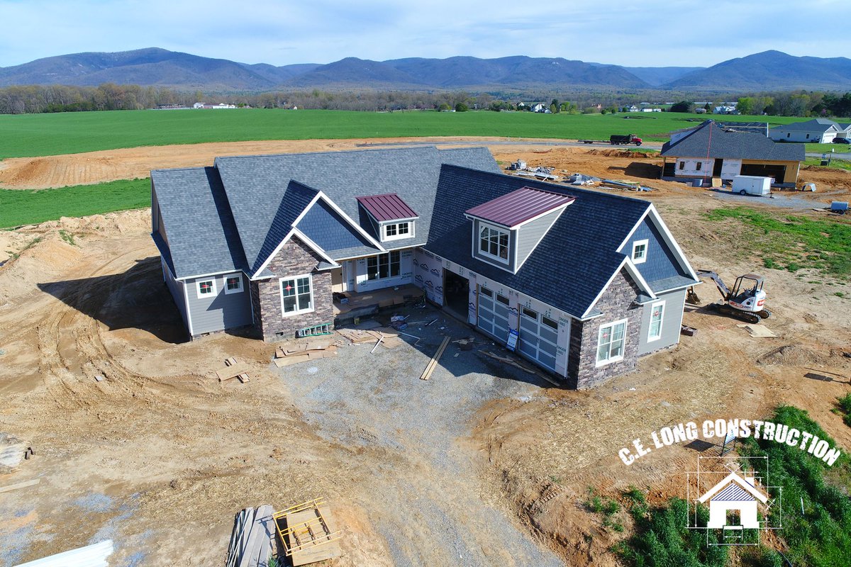 celongconstruct's tweet image. Another beautiful custom home nearing completion in the #Shenandoah Valley. What a beautiful place to live!