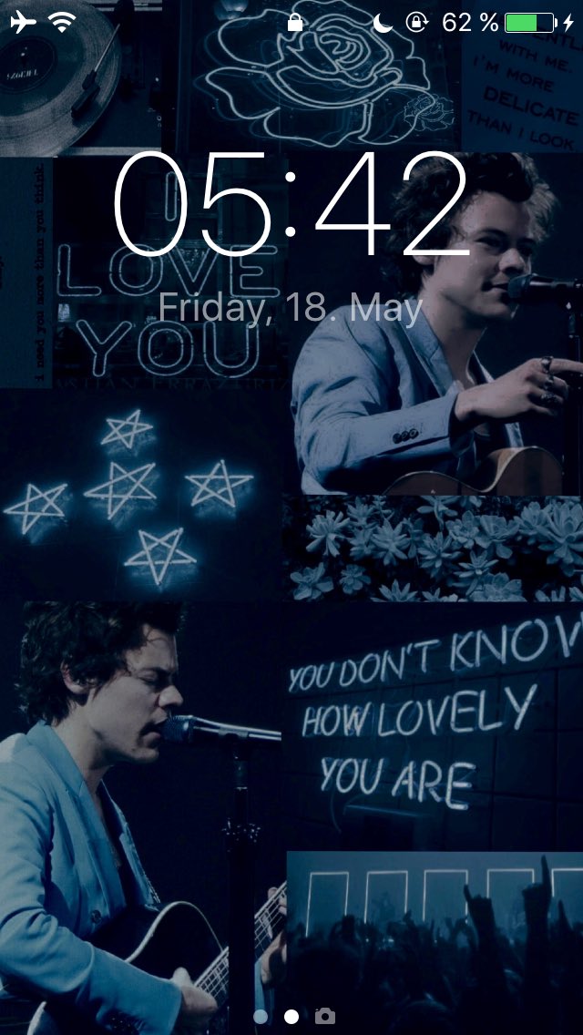 stanlayoutz's tweet photo. 💙harry styles lockscreen
💚requested by @guccixmedicine https://t.co/6102BPdLdi