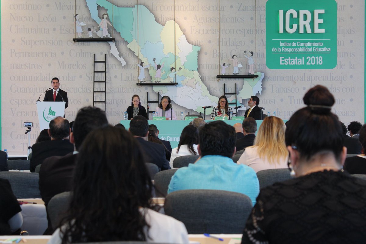 alitomorenoc's tweet photo. Asistí a la presentación del Índice de Cumplimiento de la Responsabilidad Educativa (ICRE) 2018, de la organización Mexicanos Primero, donde Campeche obtuvo un destacado resultado. https://t.co/v1f0VsGws1