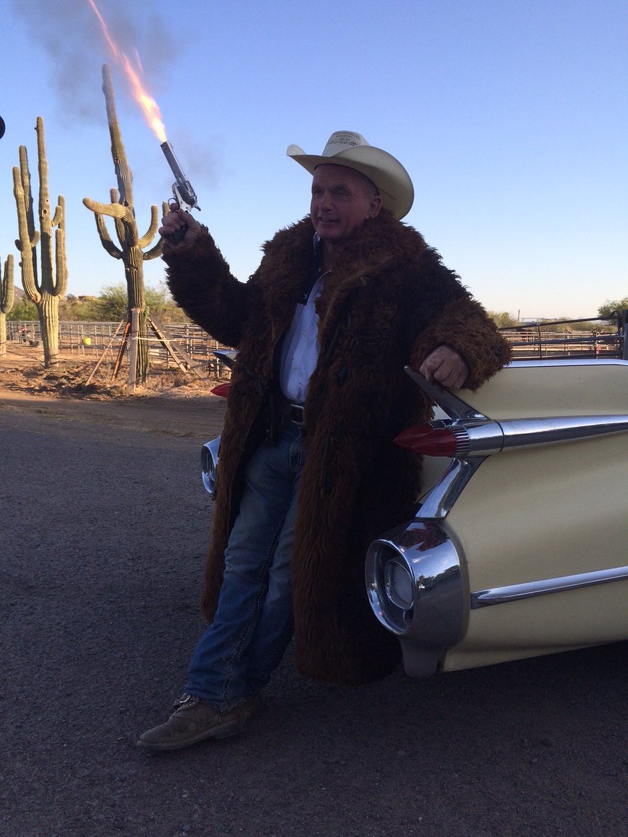 high4recordings's tweet photo. Wanna see this real life #Arizona #Cowboy shoot a balloon out of my mouth whilst riding a #Buffalo ?? Sure ya do!!! My new #AmericanThings video coming soon!!! Thanks @WillanHouseCo #country #music #USA #America #US #video #Phoenix https://t.co/w0HGAbGGel