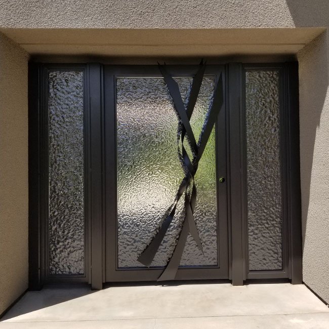 CastGlassImages's tweet image. Complement your sculptured gates with one of our Glass textures.
It will turn your project from ordinary to extraordinary! 
#CastGlass #cast #glass #design #InteriorDesign #remodel #renovation #gate #modern #contemporary #traditional #GlassDesign #service #luxury #HomeDecor