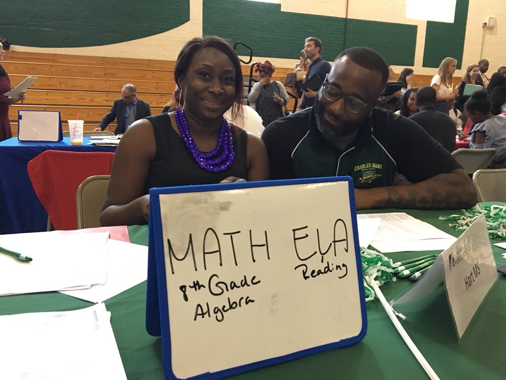 Gaal_DCPS's tweet photo. Nearly 300 interested candidates meeting and greeting at DCPS’s 2018 Opportunity Fair (hosted at Wilson HS). #hireearly #teachDC #WTU #everystudenteveryschooleveryday @joindcps @dcpublicschools https://t.co/vy0TnAZe6e