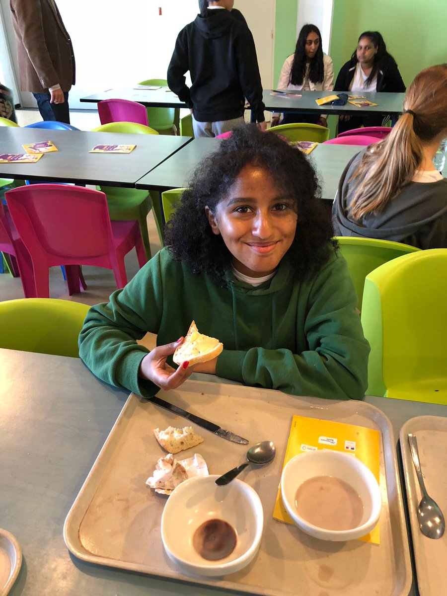 BellahoustonML's tweet photo. And now for the real healthy breakfast. Not pizza dinner🤣 https://t.co/h8bJ80yho5