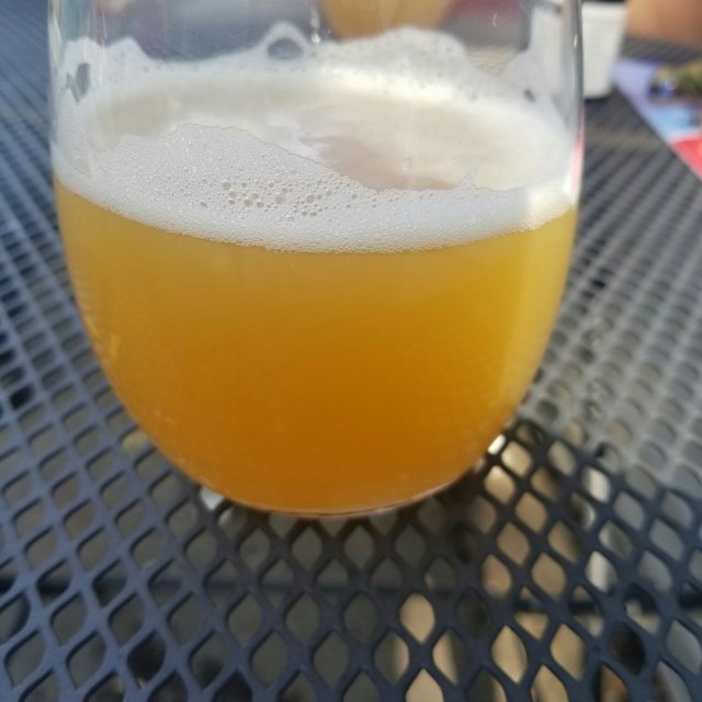 AshleyFocht3's tweet photo. Yummy! - Drinking a Fresh IIPA V14 (Fresh By 07.16.18) by @HubbardsCave on Untappd https://t.co/Yxg8QIYFVx https://t.co/wPa7WiY8gA