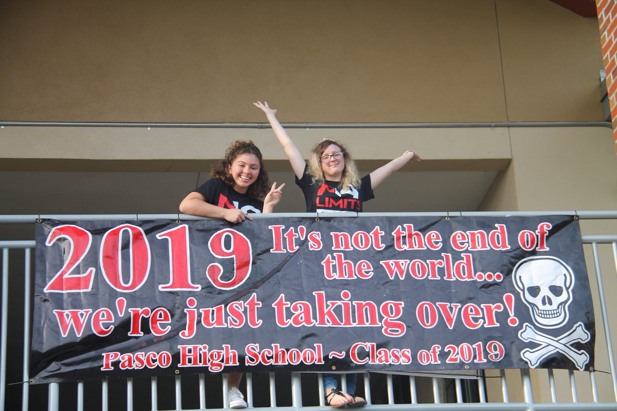 yearbook_pasco's tweet photo. It's Official: #ClassOf2019 is now the Senior Class! 
#PHS2019TakeOver https://t.co/2oskiGwwfK