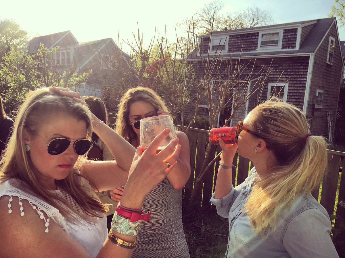 HeyRatty's tweet photo. It was the Spring of 2016: Barack Obama was the President, Mike Posner topped the charts, and an afternoon of drinking canned wine in a backyard on Nantucket led to multiple casualties.
#NWF18 #ACKWineFest #ACKWine #TBT #NeverForget https://t.co/gnC7U9gXcG