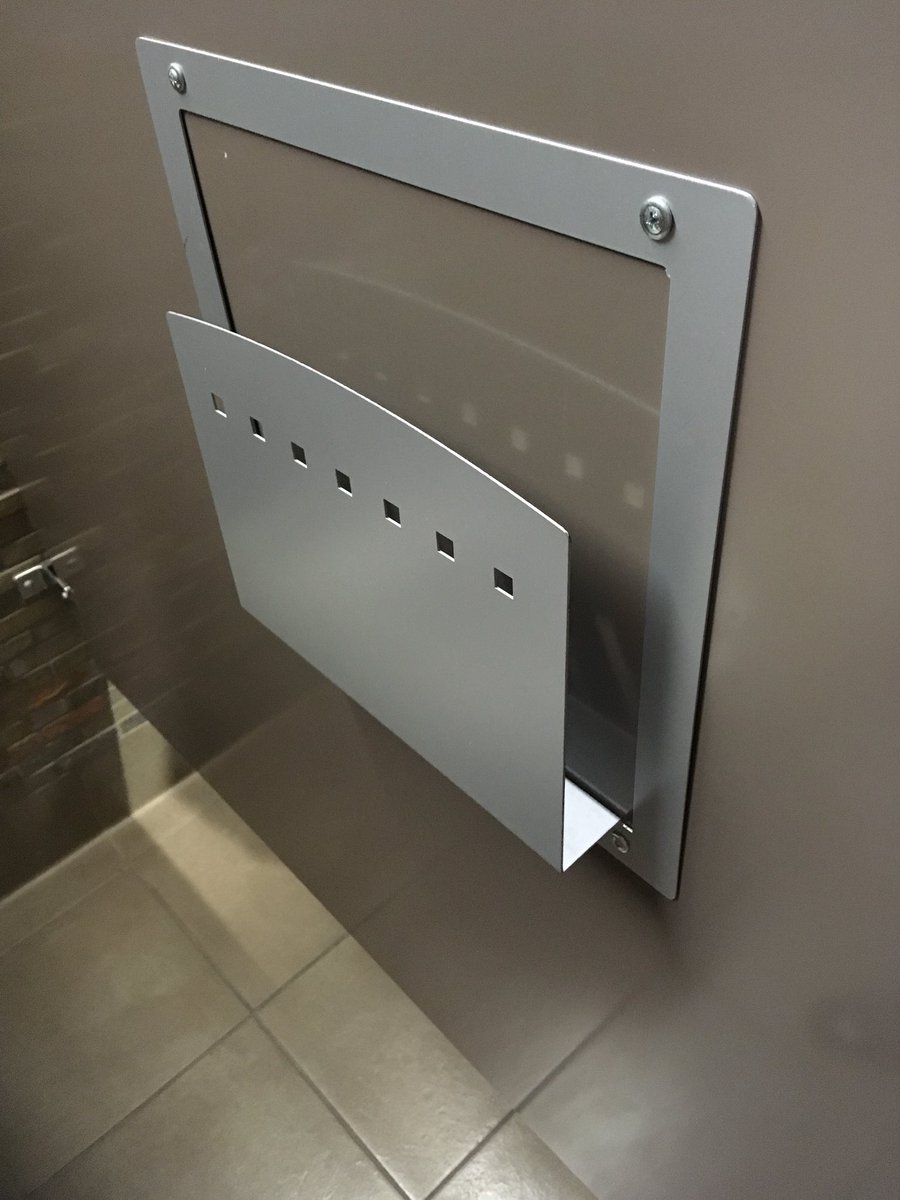 MariJessup's tweet photo. You know you’re at @VancouverUS City Hall when the restroom has a document holder 👍🏼 #bestideaever #workplacewin https://t.co/GWb8myHkd4