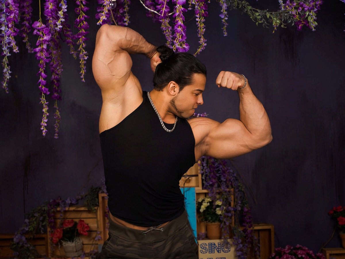 Pics of Men (@PicsOfMen) / Posts / X