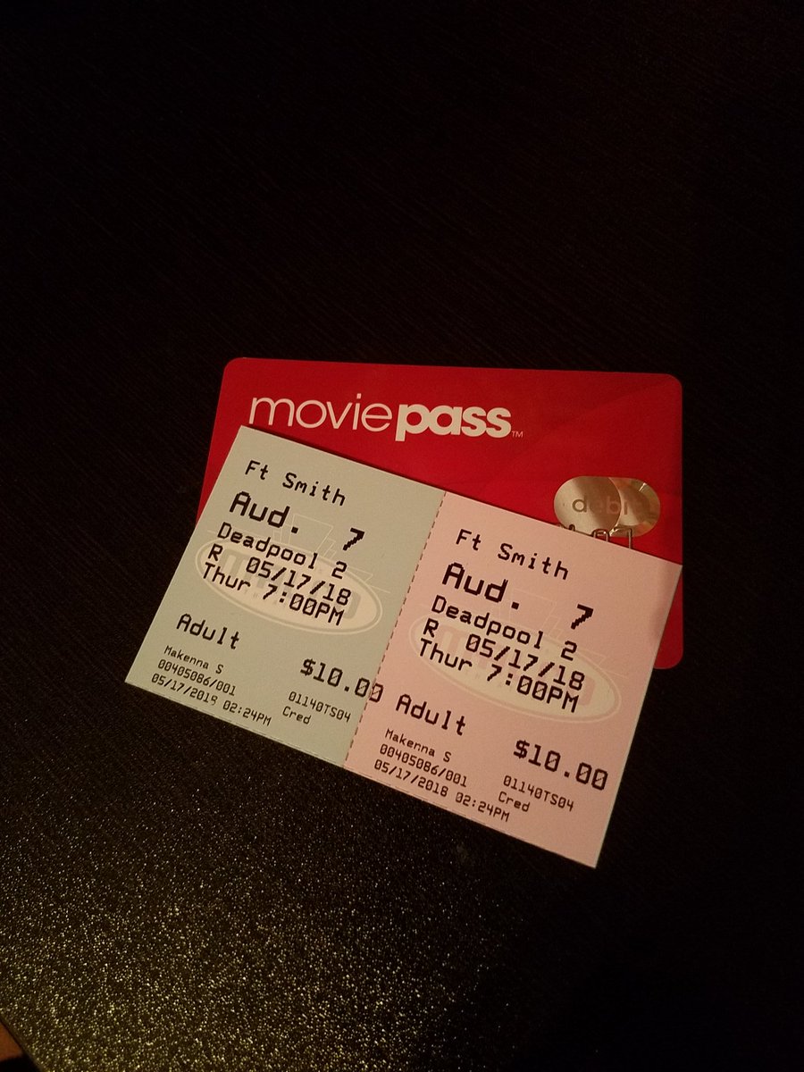 PikNik84's tweet photo. Date night with my favorite guy!😄 #datenight #Deadpool2 #moviepass https://t.co/1ba7BF31Yo