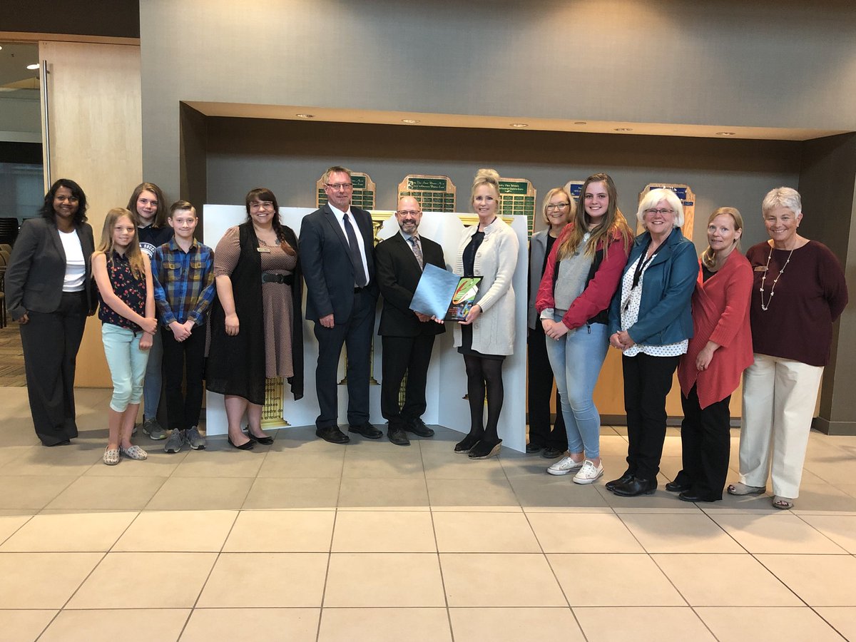 gregluterbach's tweet photo. Trustees learn about and celebrate Ecole Airdrie Middle as they rewrite their narrative highlighting 16 values that fit within UNESCO’s 4 pillars. @EAMS8 is one of 7 UNESCO Associate Schools in the province #RVSed https://t.co/paK8GuKVAI