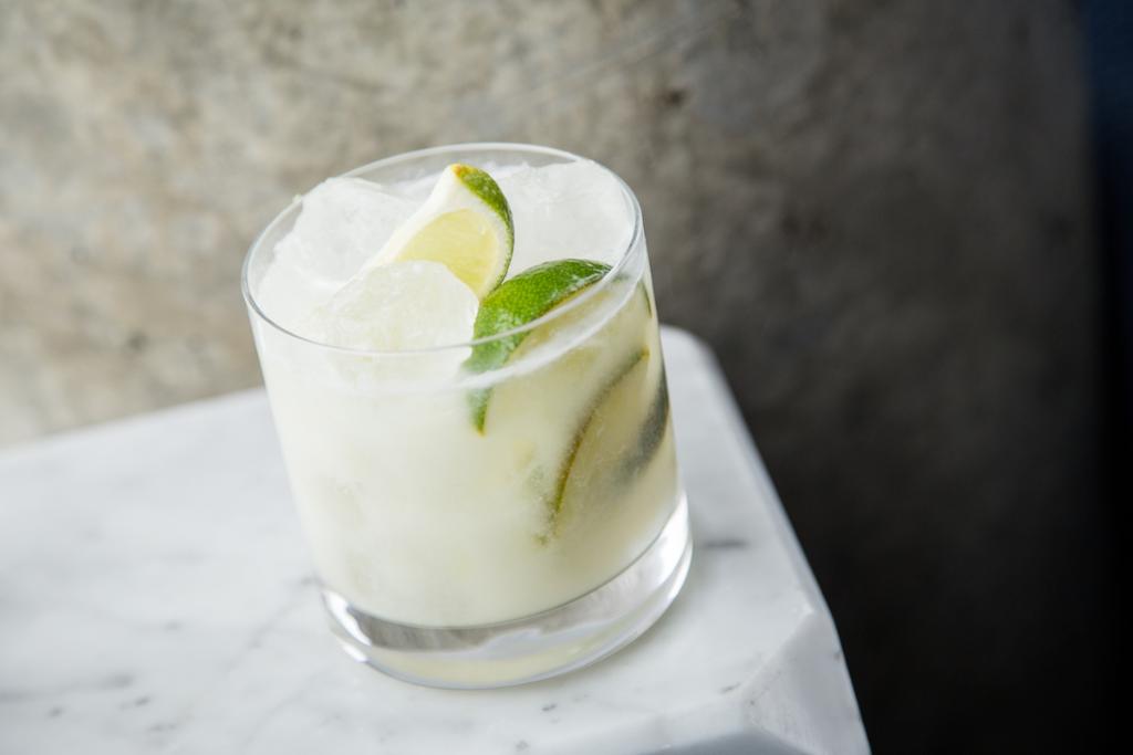 Currently sipping on coconut cocktails @cpsteakny @idgrestaurants @JimmyattheJames + more: bit.ly/2IvWE30 #ThirstyThursday