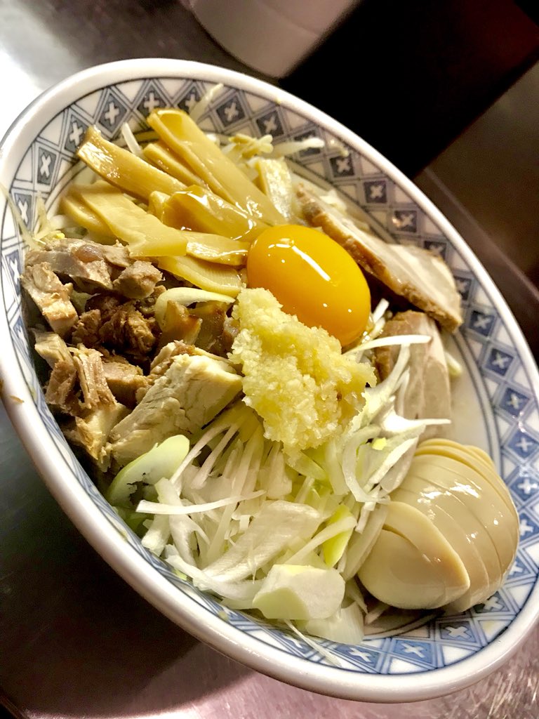 takachin_1222's tweet photo. りゅーぽんベイベー
りゅーぽんベイベー
初のラーメン大!
そこでまさかの油そばを攻めてみた!
万全な時に食べたいって思った!
#新宿
#歌舞伎町
#ホスト
#kjgroup
#clubflow
#店長
#師匠
#モロタクミ
#モロタク
#シーサーサー
#おしゃれ好き
#とりかぶ
#りゅーぽん
#りゅーぽんべいべー https://t.co/83tsKAwnRy