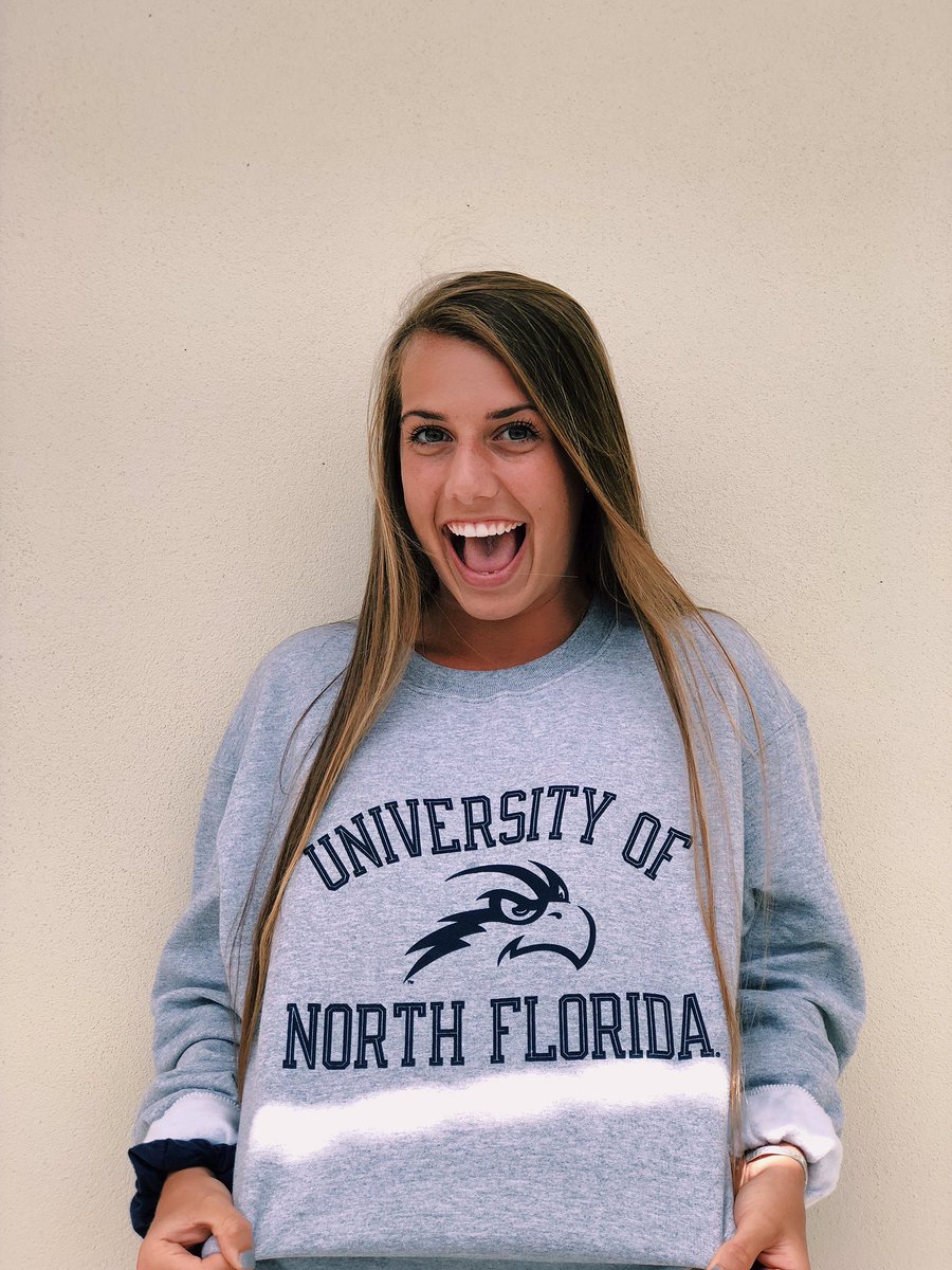 MarissaHouse19's tweet photo. So thankful and blessed for the opportunity to be able to play d1 soccer at the University of North Florida(: Super excited to be an osprey!! 💙 https://t.co/lMdRfEy2sD