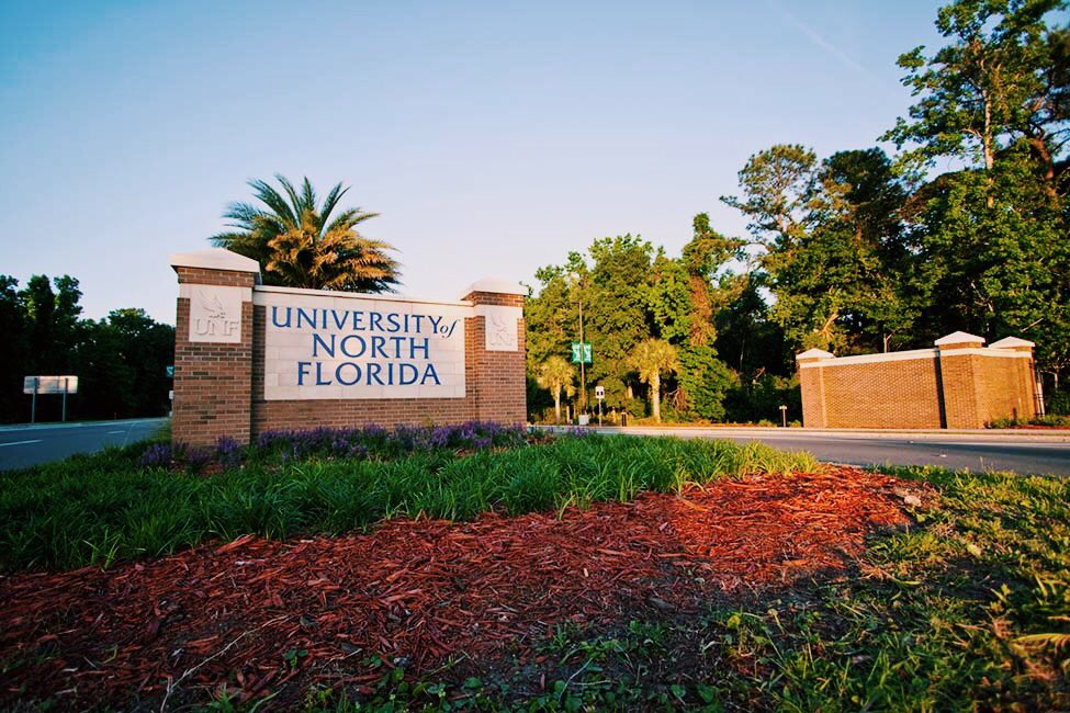 MarissaHouse19's tweet photo. So thankful and blessed for the opportunity to be able to play d1 soccer at the University of North Florida(: Super excited to be an osprey!! 💙 https://t.co/lMdRfEy2sD