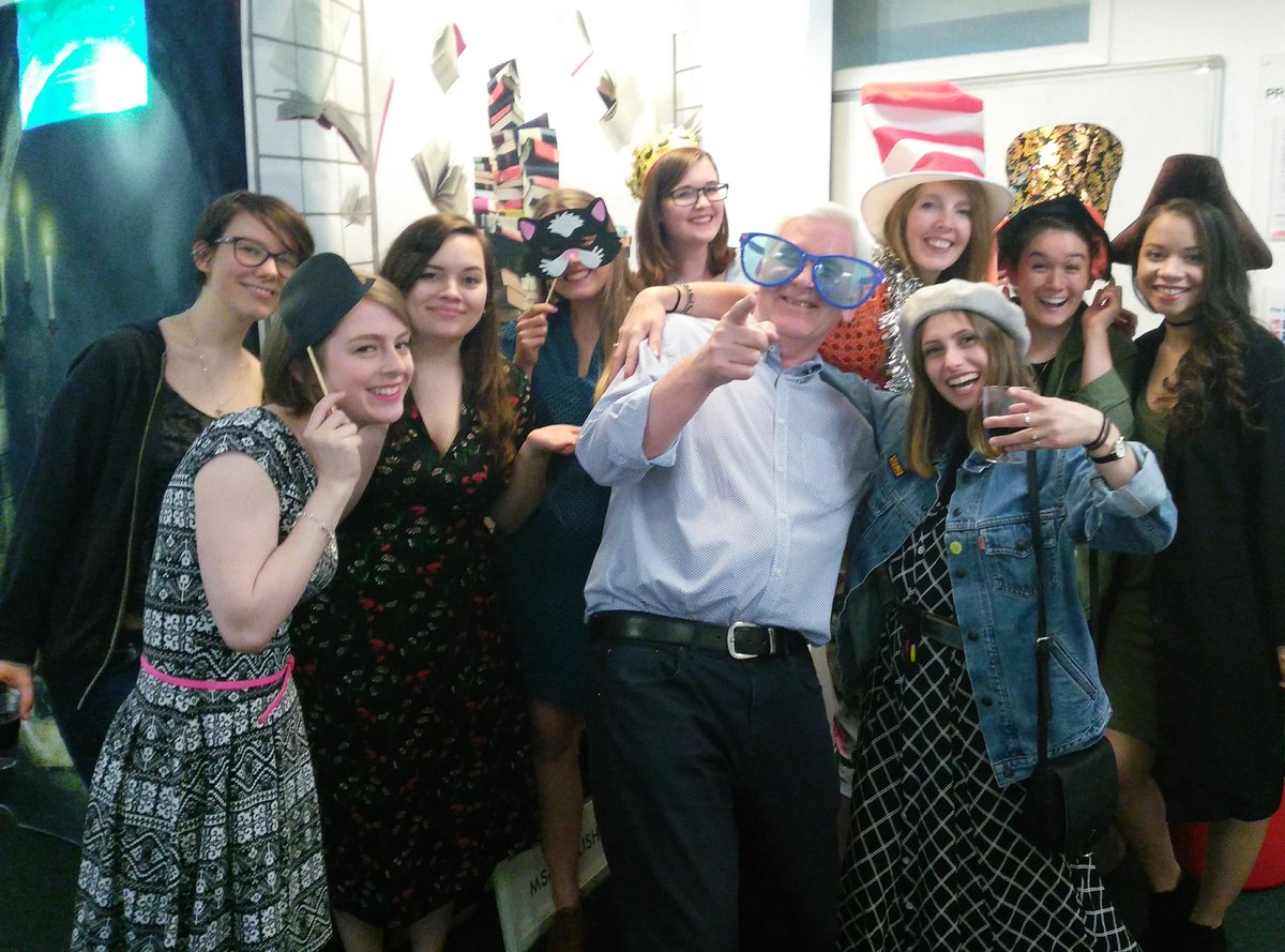 EdNapierPublish's tweet photo. Thank you to everyone who came to our #DegreeShow ! #showtime18 https://t.co/9kPE5aqU9M